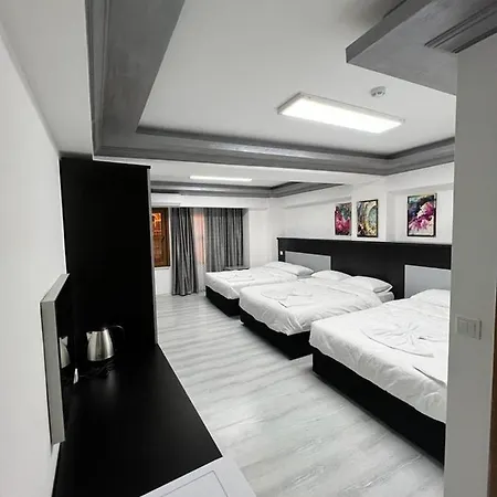 מלון דירות Grand Honey Hotel